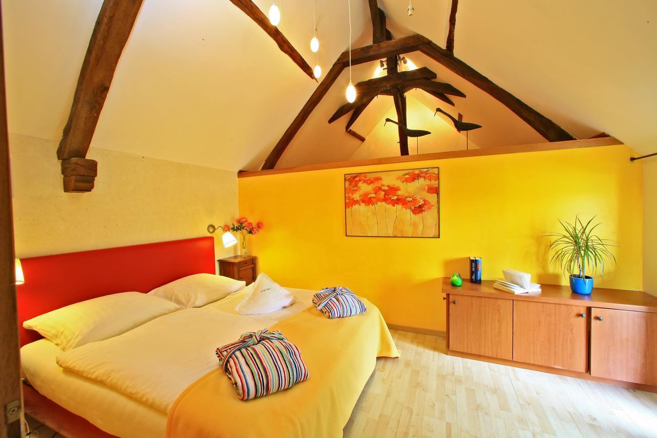 Au Jardin Fleuri Hotel Bosset Kamer foto