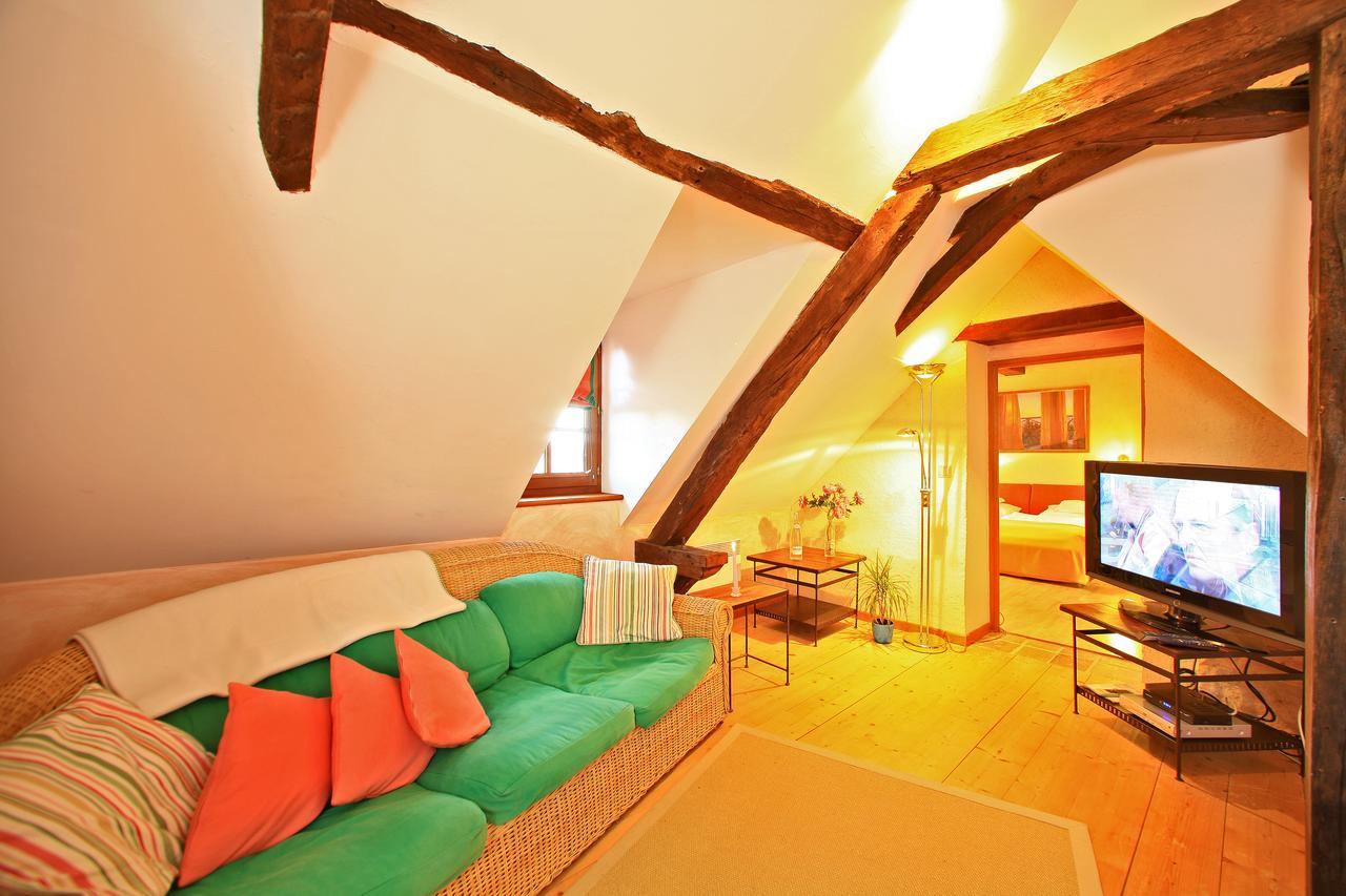 Au Jardin Fleuri Hotel Bosset Kamer foto